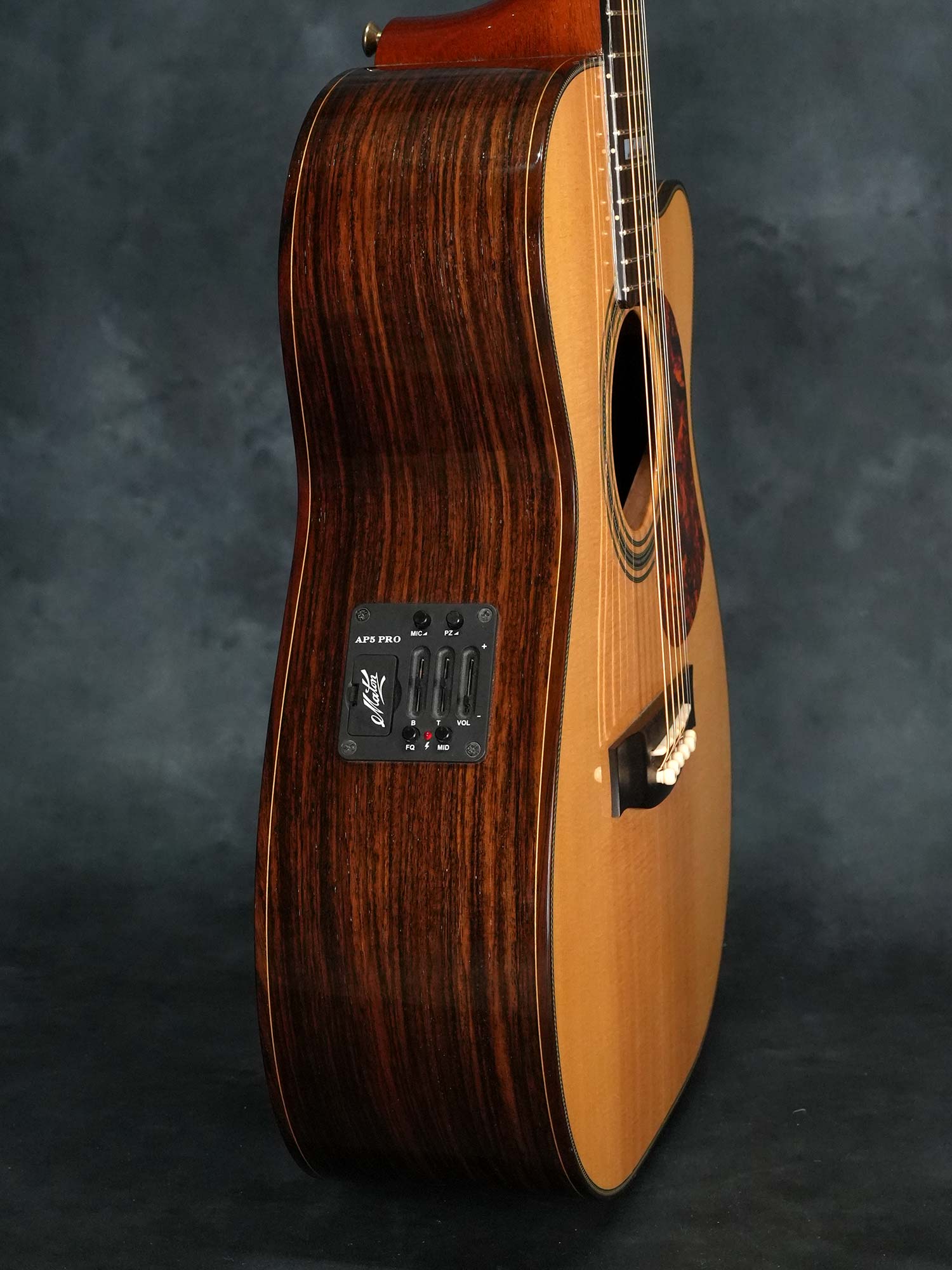 Maton EM100C-808 Messiah